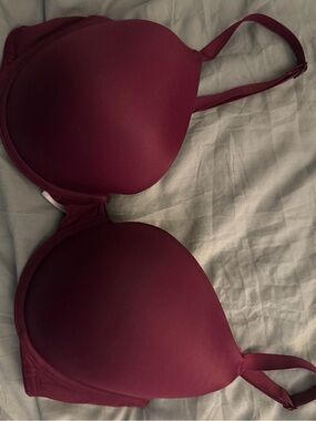 Victoria's Secret Deep Wine Smooth Molded T-Shirt Bra